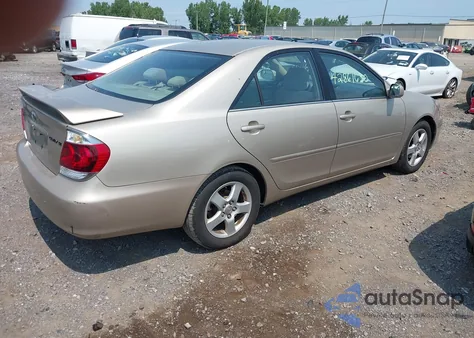 2005 Toyota Camry Se z USA, uszkodzony, nr VIN 4T1BE32K55U071331